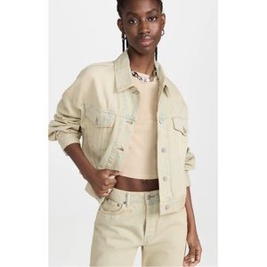 Acne Studios
Oversized Cropped Jacket